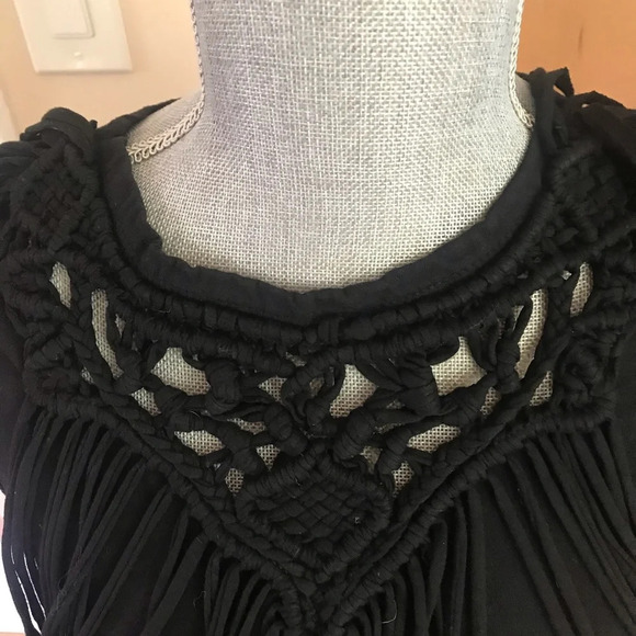 Pam & Gela Crocheted Top - Picture 4 of 8